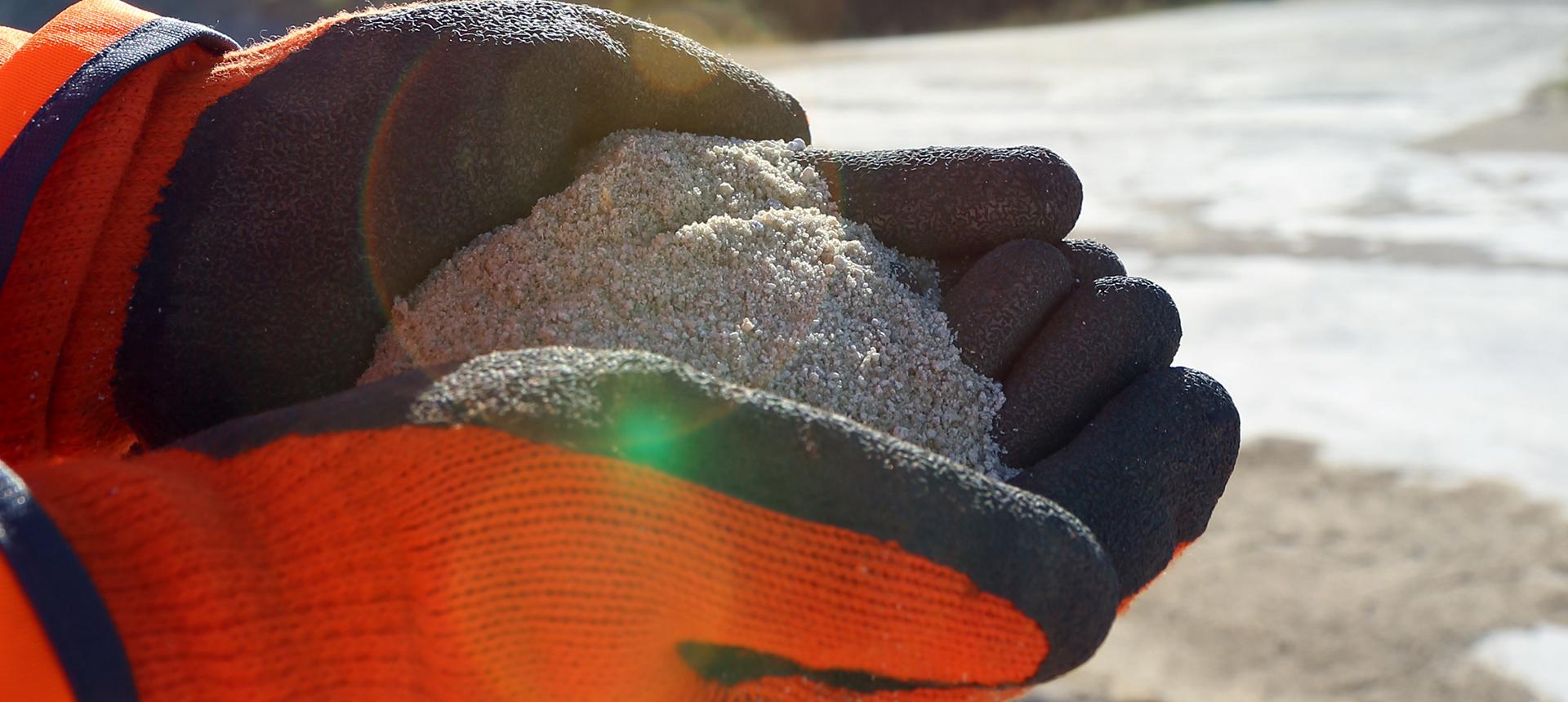 Materials efficiency and recycling. 